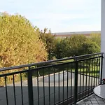 Amira Palace
