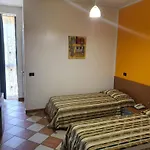 Amira Palace 3*