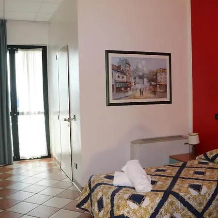 Amira Palace Hotel
