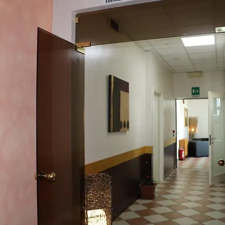 Hotel Amira Palace 3*