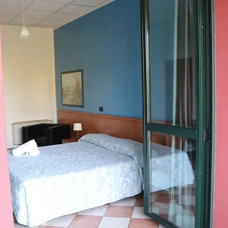 Hotel Amira Palace 3*
