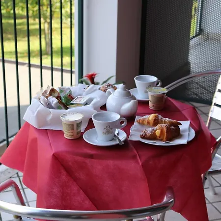 Amira Palace Hotel